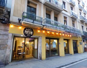 Hotel exterior at Hotel Moderno Barcelona.