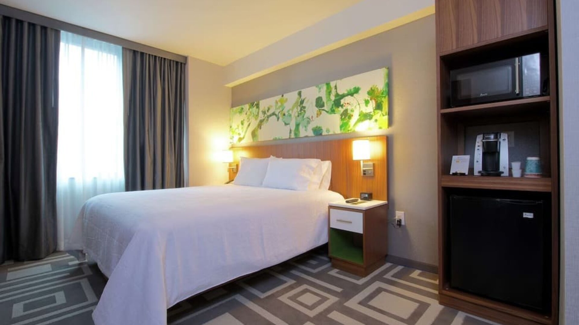 Day use room with natural light at Hilton Garden Inn New York Central Park South Mid-town West.