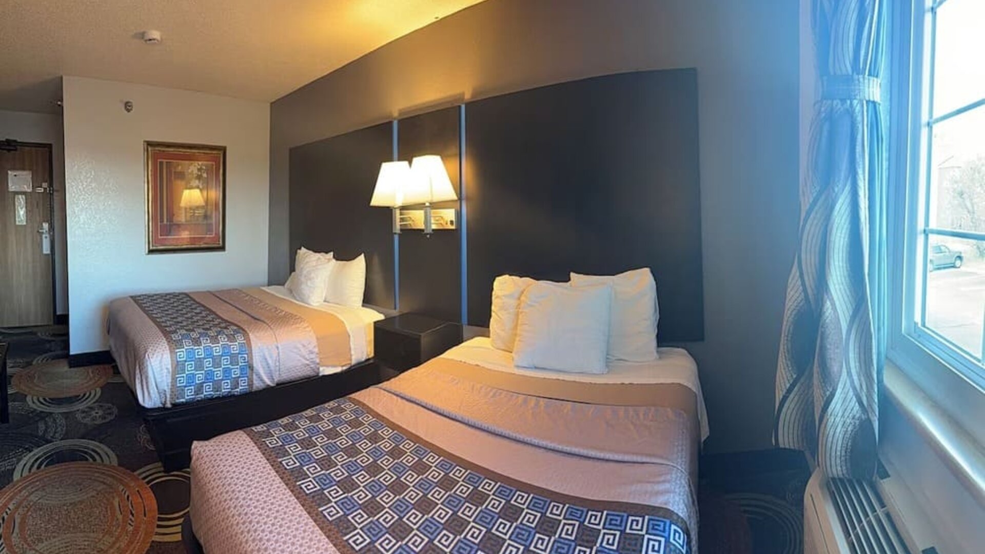 Day use room at Coratel Inn And Suites By Jasper Stillwater.