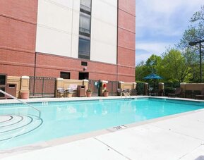 Outdoor pool at Hyatt Place Nashville/Franklin/Cool Springs.
