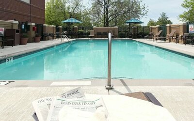 Outdoor pool at Hyatt Place Nashville/Franklin/Cool Springs.