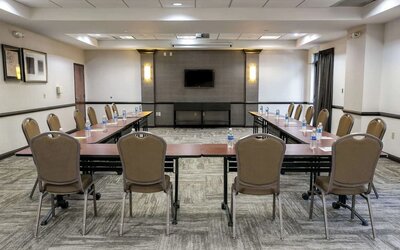 Meeting room at Hyatt Place Nashville/Franklin/Cool Springs.