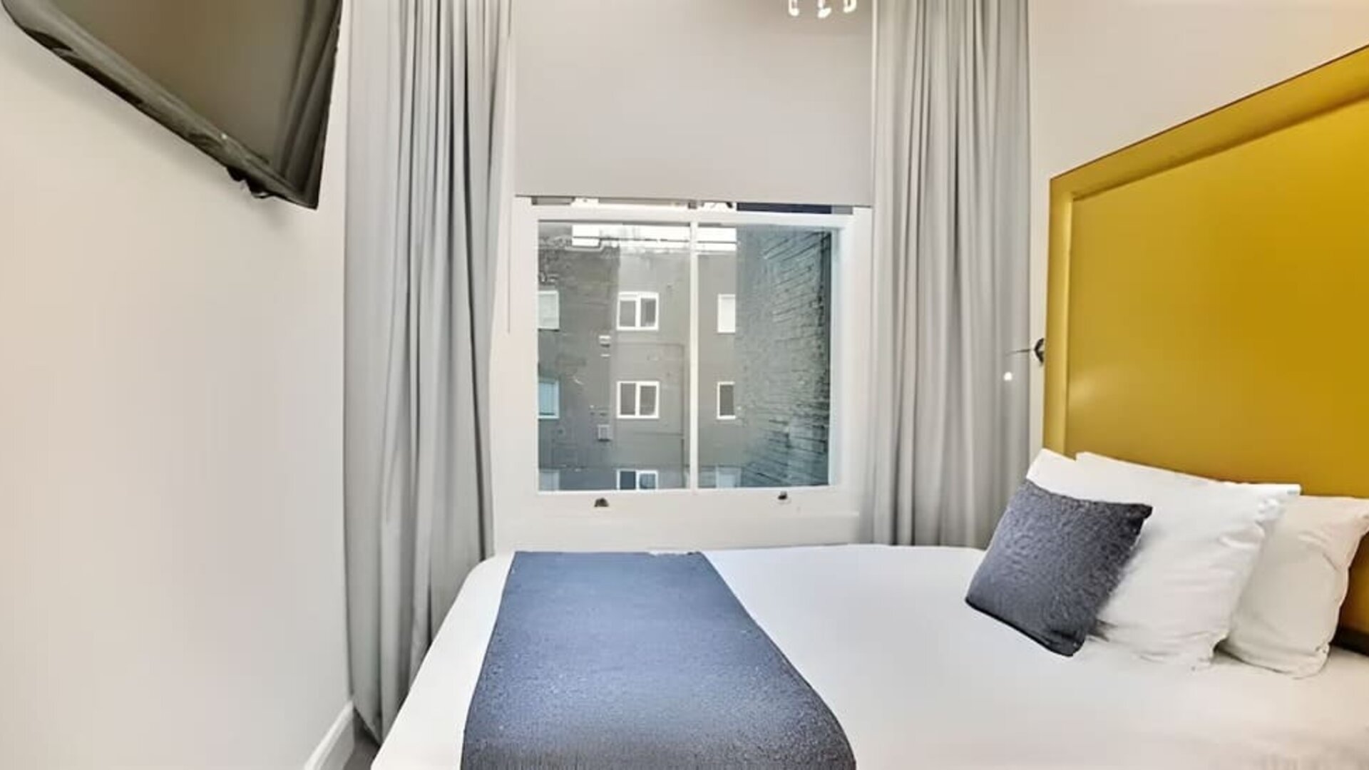 Day use room at The Chapter Hotels - London Hyde Park.