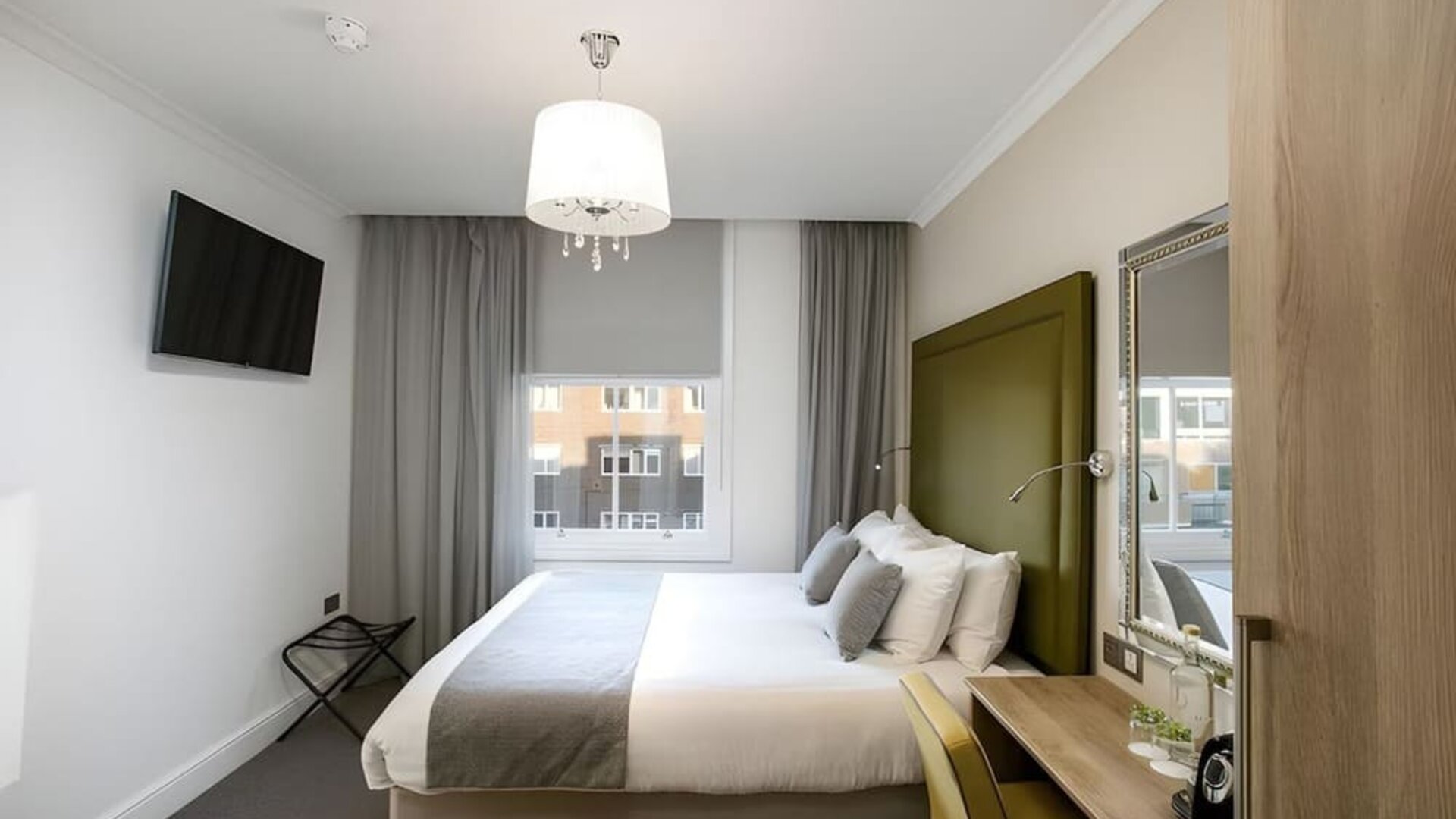 Day use room at The Chapter Hotels - London Hyde Park.