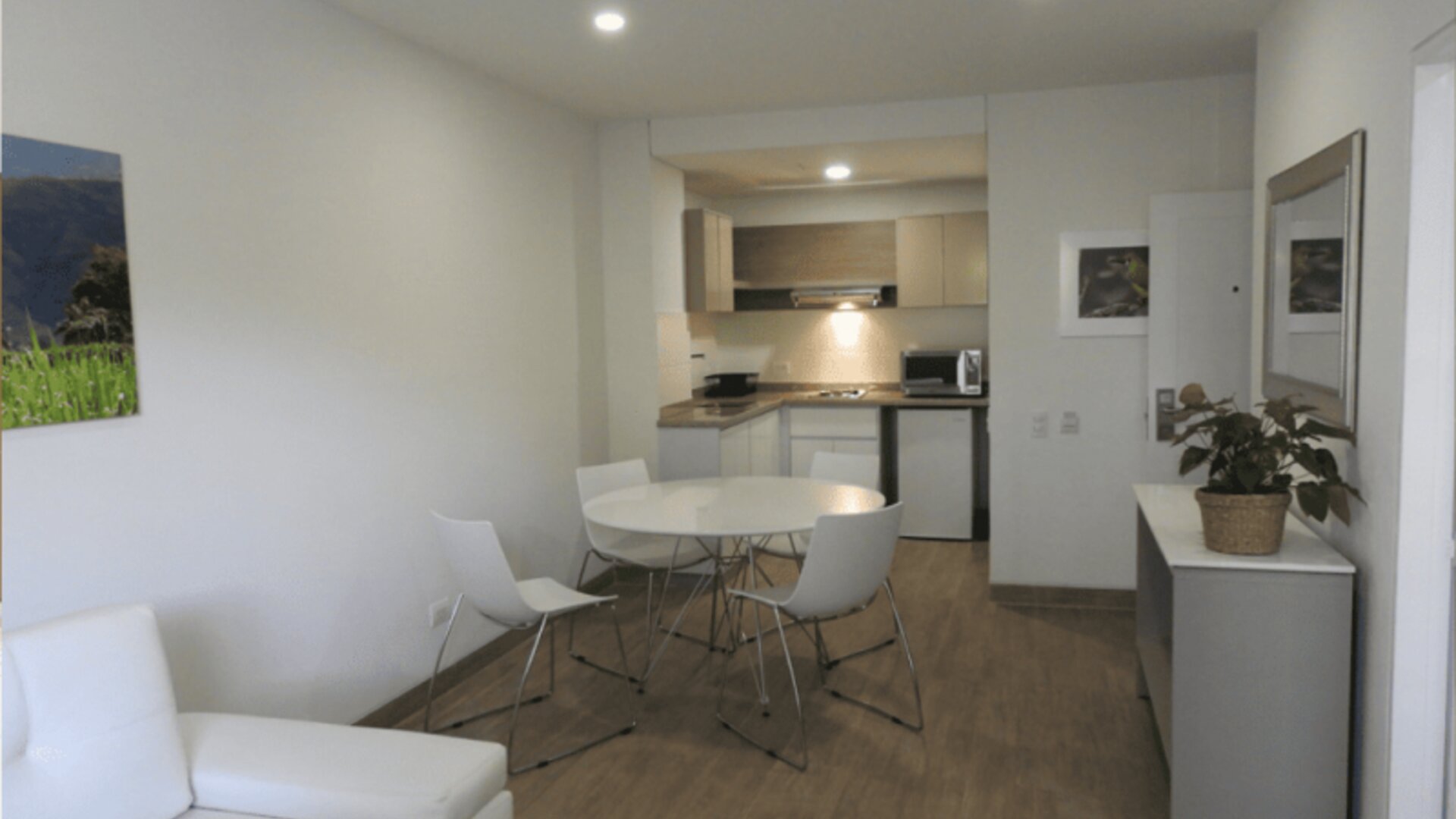 Park V Hotel & Suites