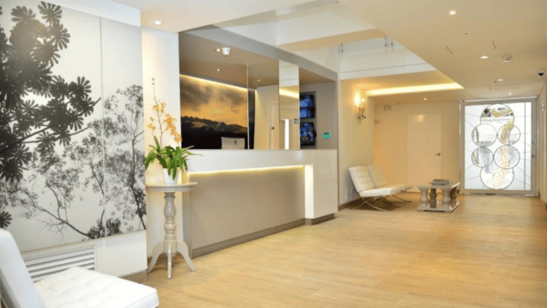 Park V Hotel & Suites