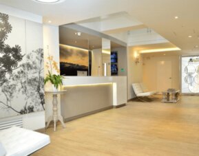 Park V Hotel & Suites