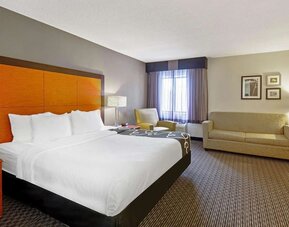 Spacious day use room at La Quinta Inn & Suites By Wyndham Harrisburg Airport Hershey.