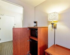 Mini fridge and microwave are available inside day use room at La Quinta Inn & Suites By Wyndham Harrisburg Airport Hershey.