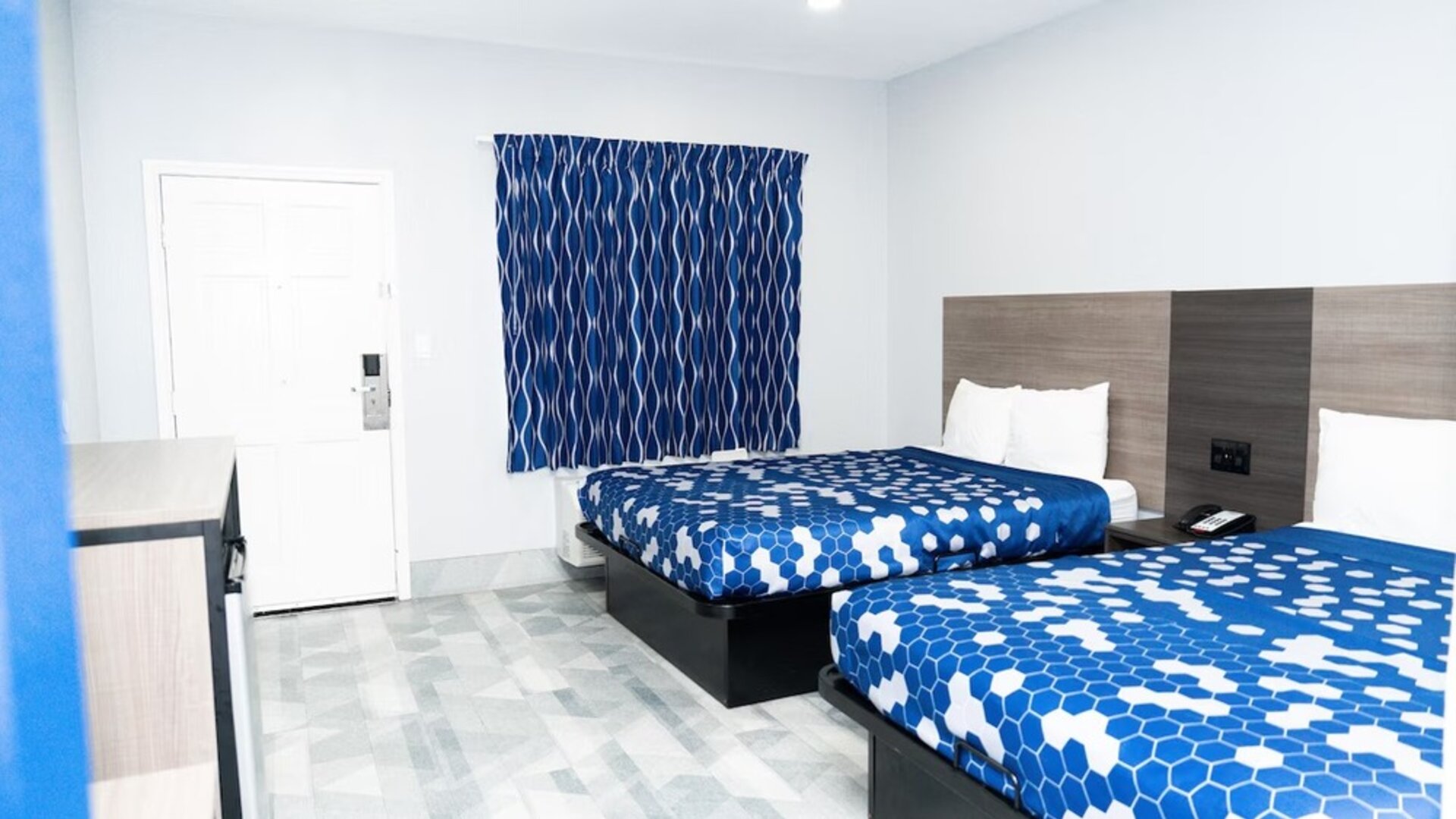 Day use room at Airway Inn - IAH Airport.