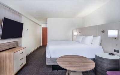 Day use room at Crowne Plaza Milwaukee Airport By IHG.