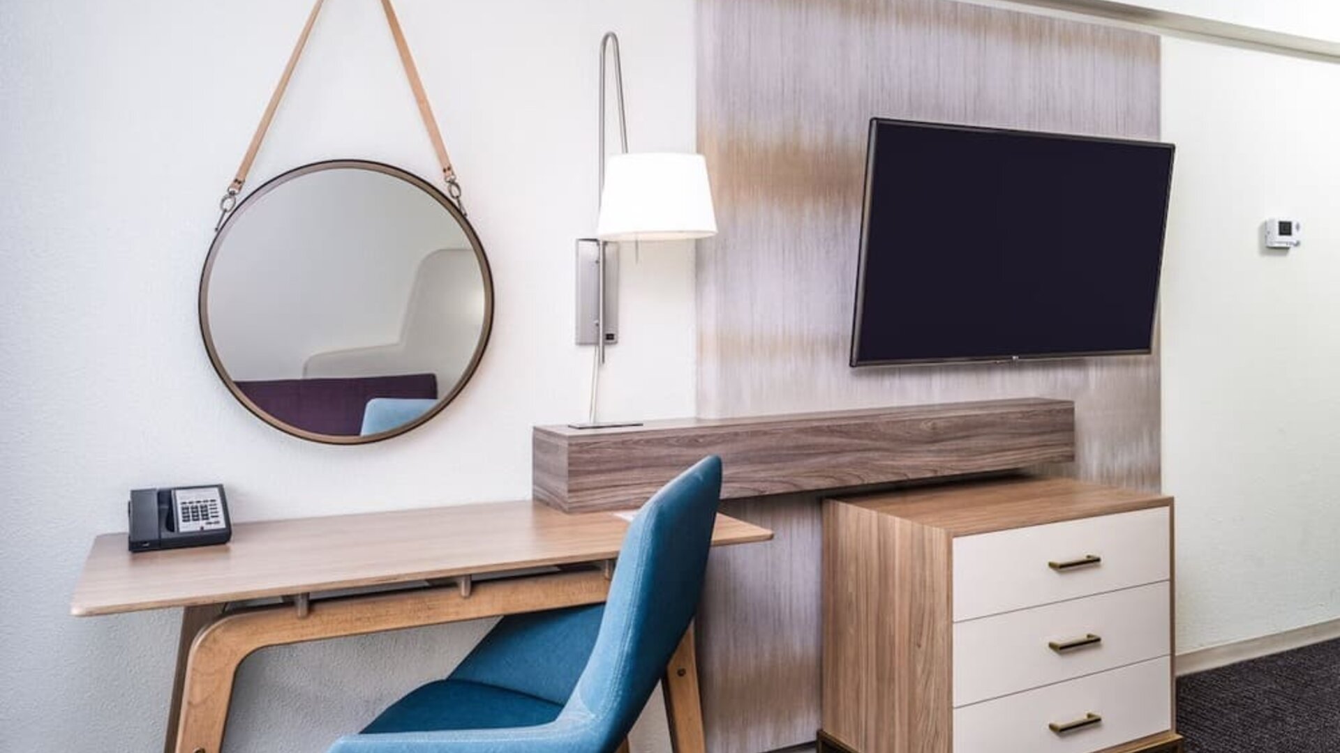Day use room at Crowne Plaza Milwaukee Airport By IHG.