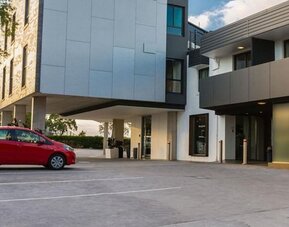 Parking at Motel 10.