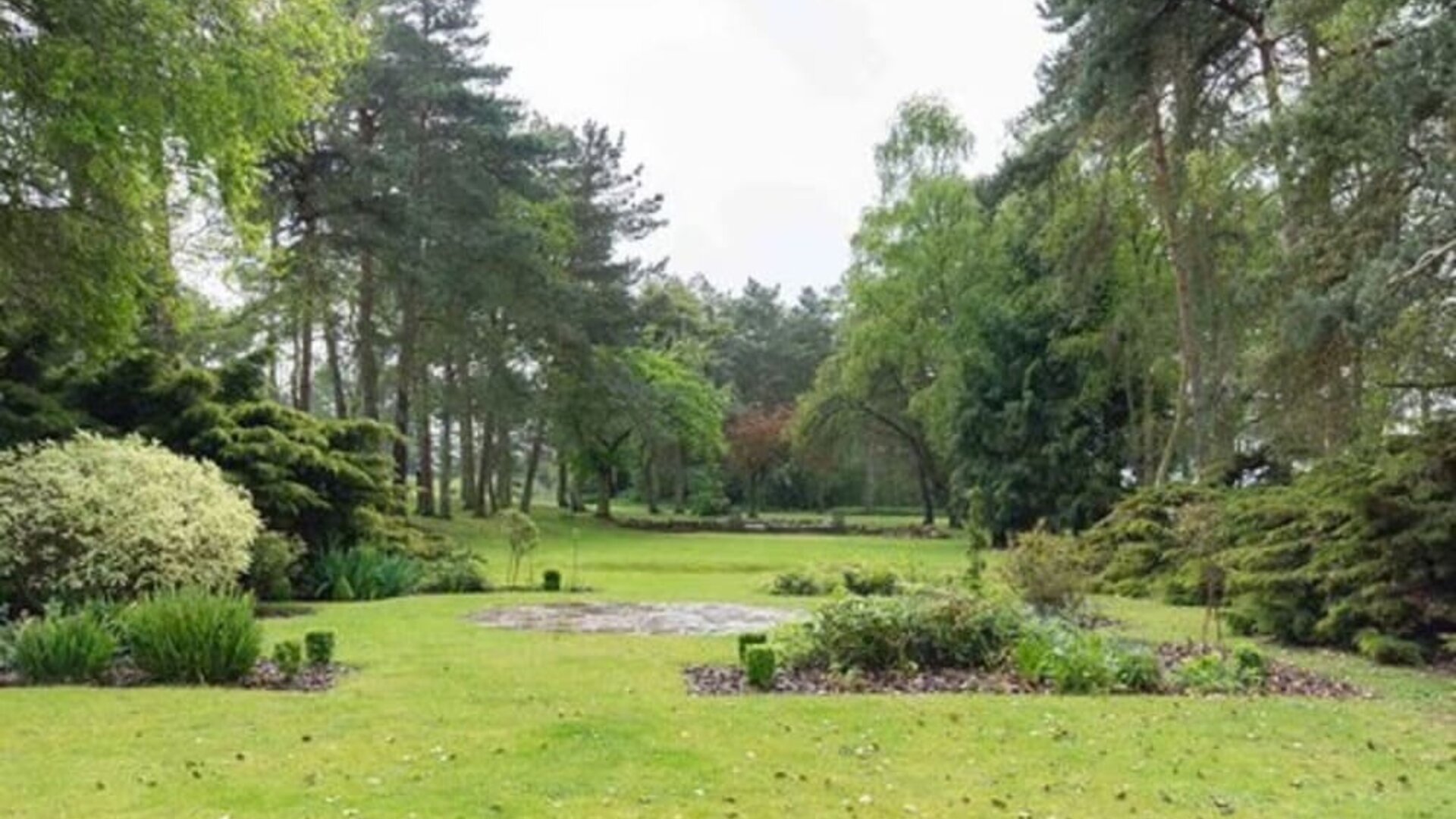 Garden and park at The Great Hallingbury Manor.