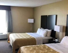 Day use room at Quality Inn & Suites Mendota Near I-39.