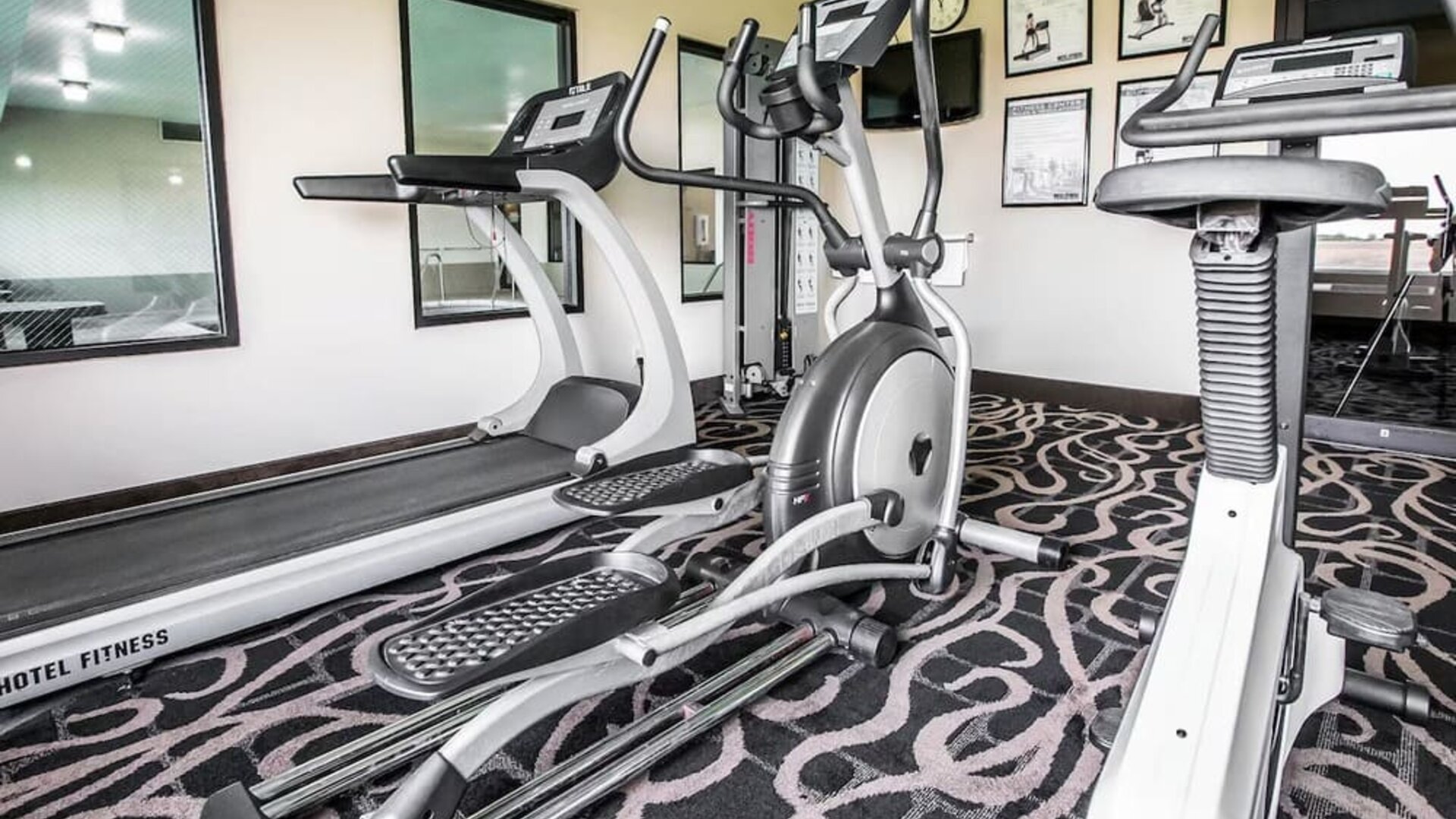 Gym at Quality Inn & Suites Mendota Near I-39.