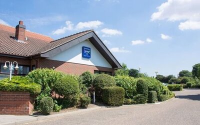 Exterior at Dragonfly Hotel Colchester - Surya Hotels.