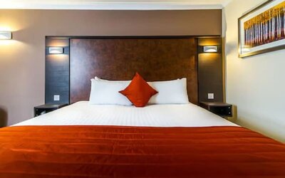 Day room at Dragonfly Hotel Colchester - Surya Hotels.