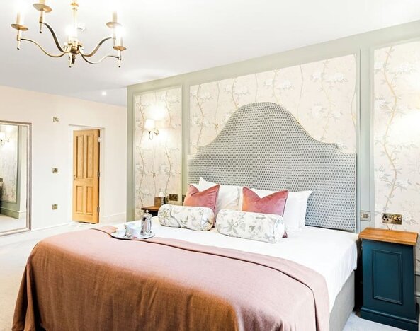 Day room at  The Duke's Head Hotel - Surya Hotels.