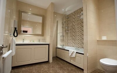 Bathroom at The Duke's Head Hotel - Surya Hotels.