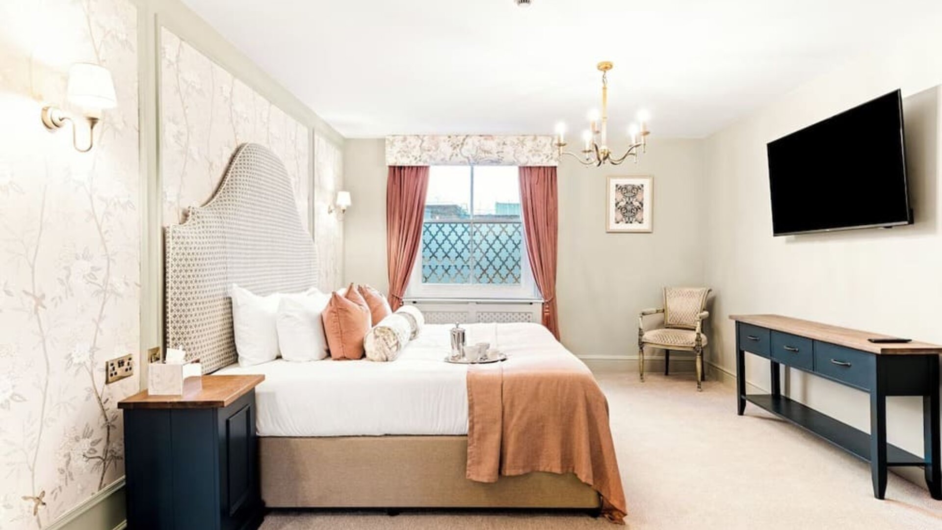 Day room at  The Duke's Head Hotel - Surya Hotels.