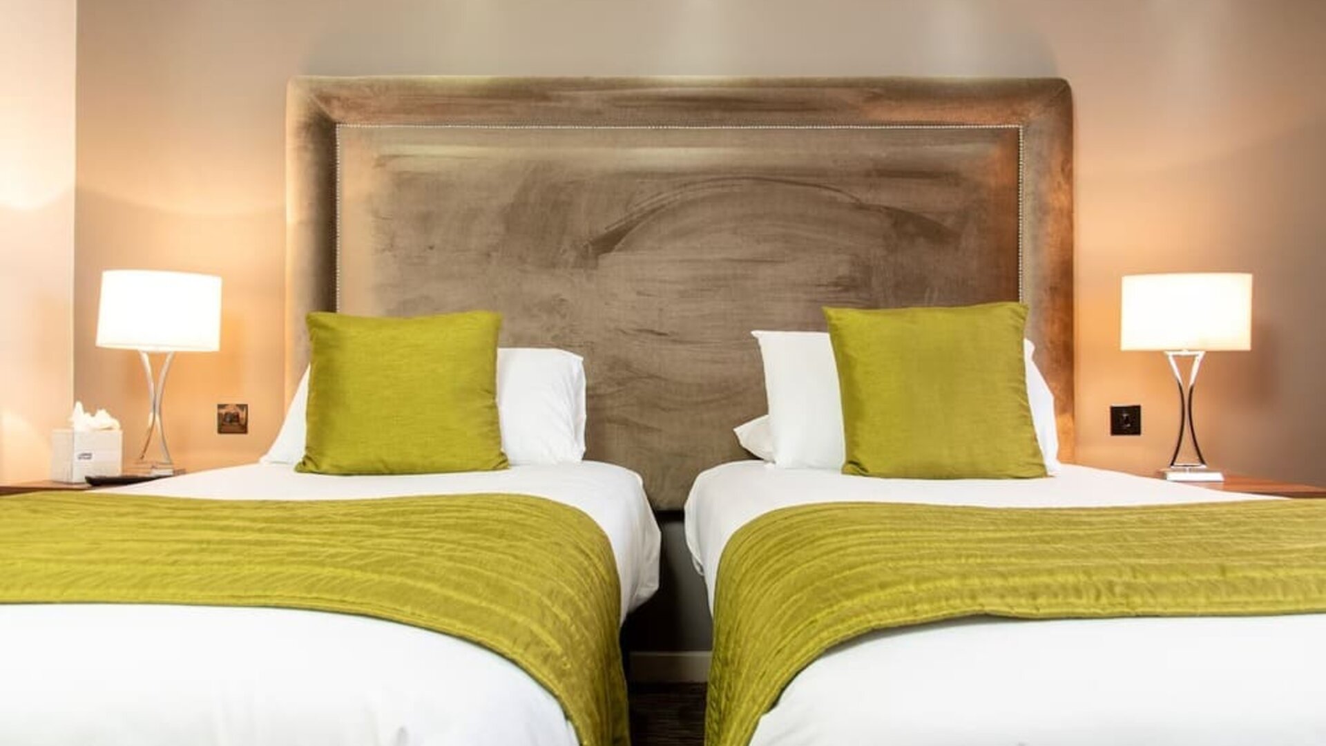 Day room at  The Duke's Head Hotel - Surya Hotels.