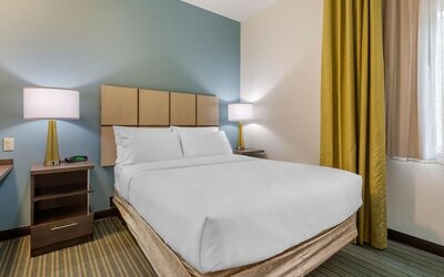 Day use room at Candlewood Suites Fort Myers/Sanibel Island.