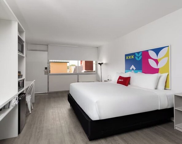 Day use room at Developer Inn Downtown Orlando.