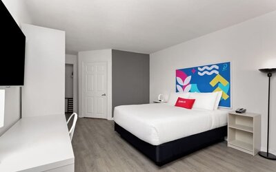 Day use room at Developer Inn Downtown Orlando.