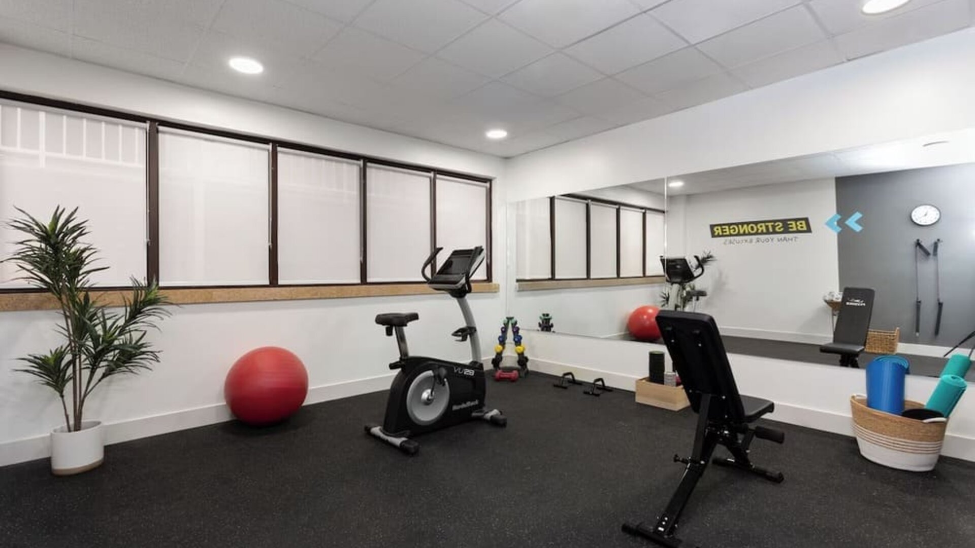 Gym at Developer Inn Downtown Orlando.