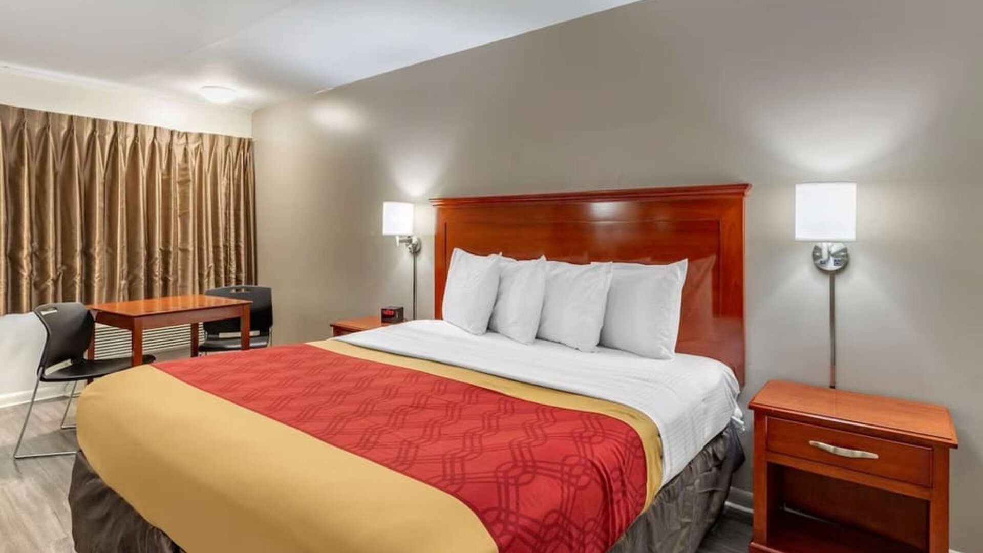 Day room at Day room at Econo Lodge Charlottesville North - University Area.