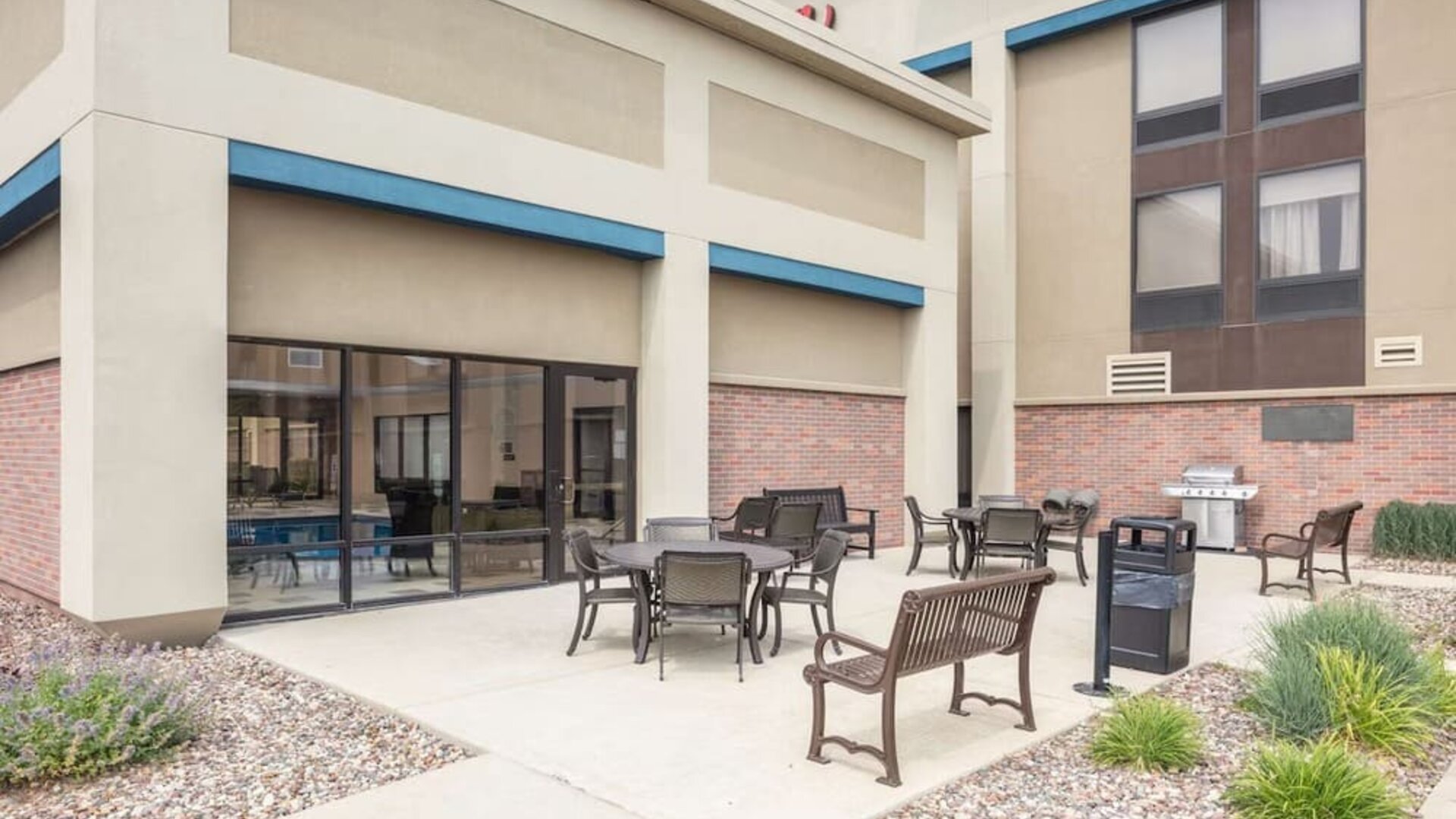 Terrace at Hampton Inn Joliet - I-55.