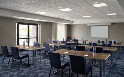 Meeting facility at Courtyard by Marriott Myrtle Beach Barefoot Landing.