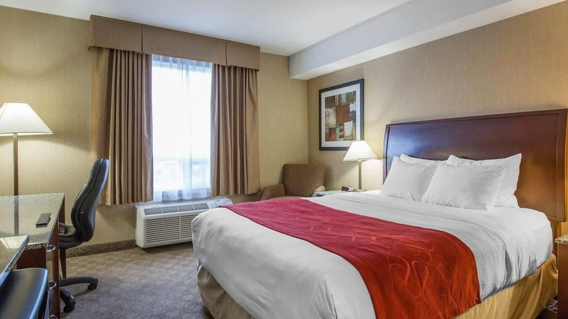 Day room at Comfort Inn & Suites Airdrie.