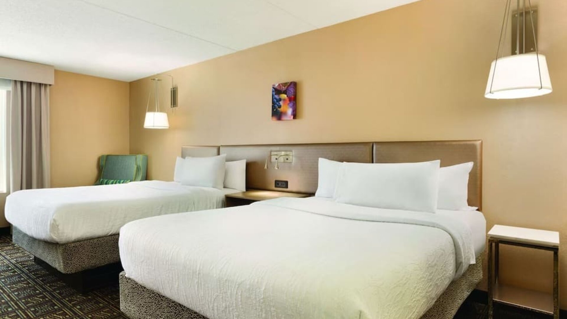 Day room at Hilton Garden Inn Niagara-on-the-Lake.