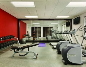 Gym at Hilton Garden Inn Niagara-on-the-Lake.