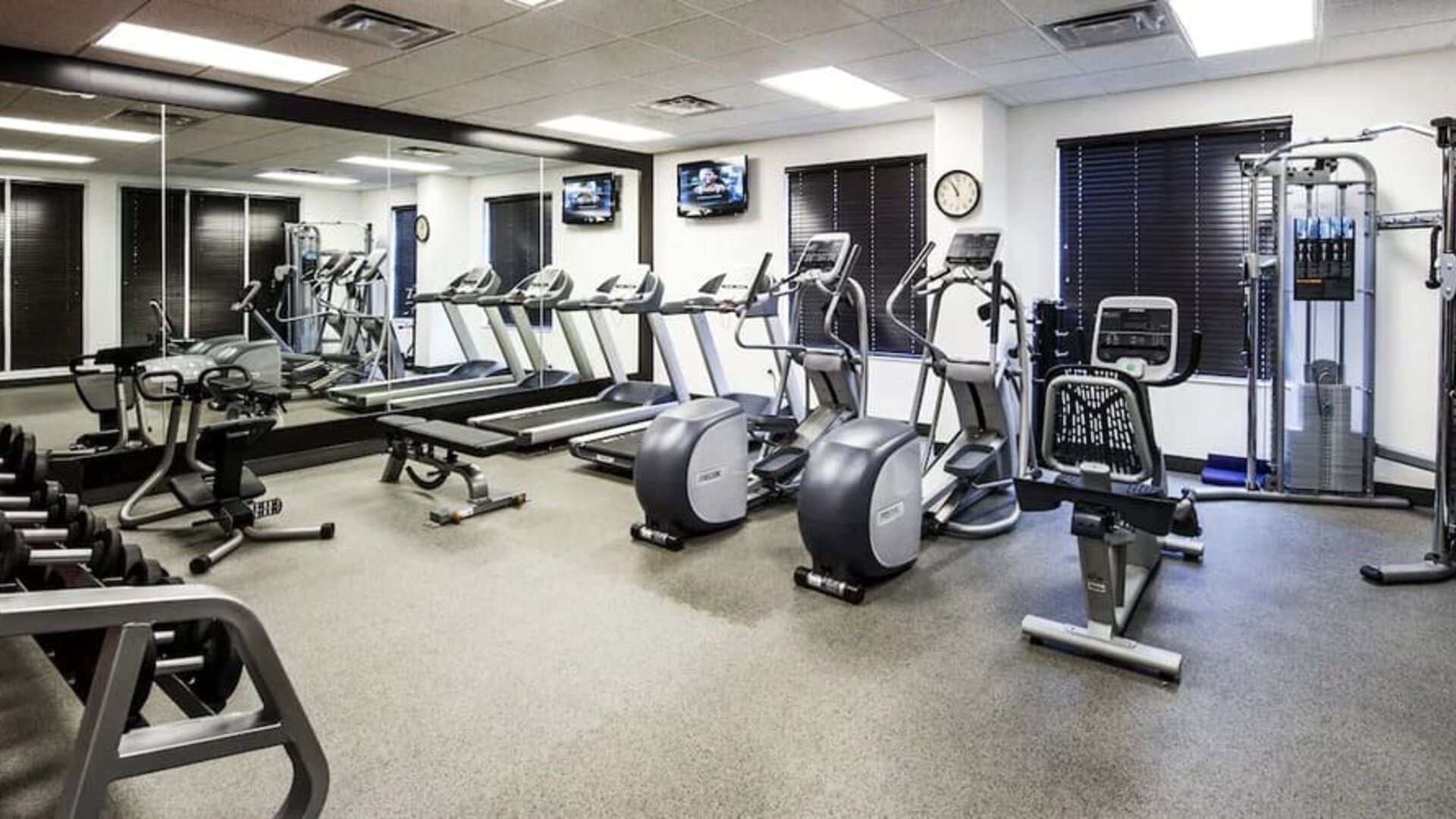 Gym at Hilton Garden Inn Niagara-on-the-Lake.