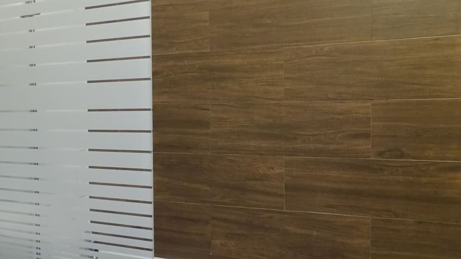 Bathroom at EUROHOTEL Airport Orly Rungis.