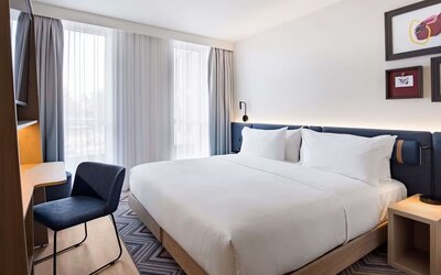Day room at Hampton By Hilton Riga Airport.