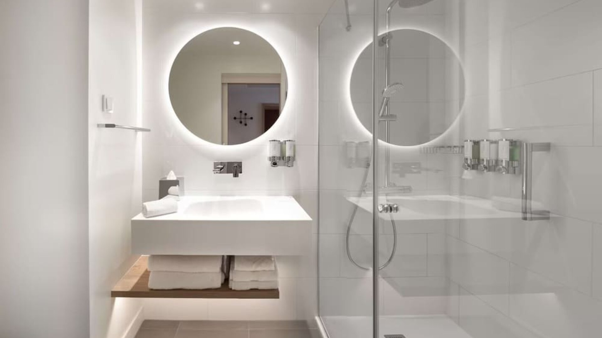 Bathroom at Hampton By Hilton Riga Airport.
