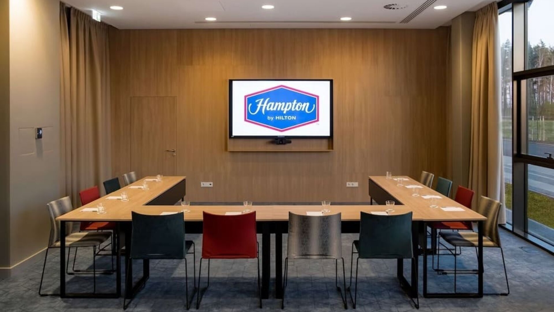 Meeting room at Hampton By Hilton Riga Airport.