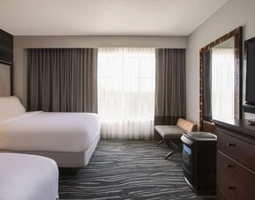 Day room at Embassy Suites By Hilton Orlando Airport.