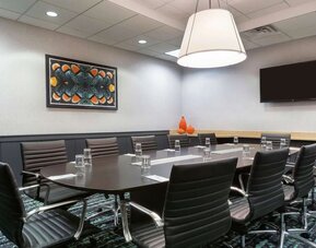 Meeting room at Embassy Suites By Hilton Orlando Airport.