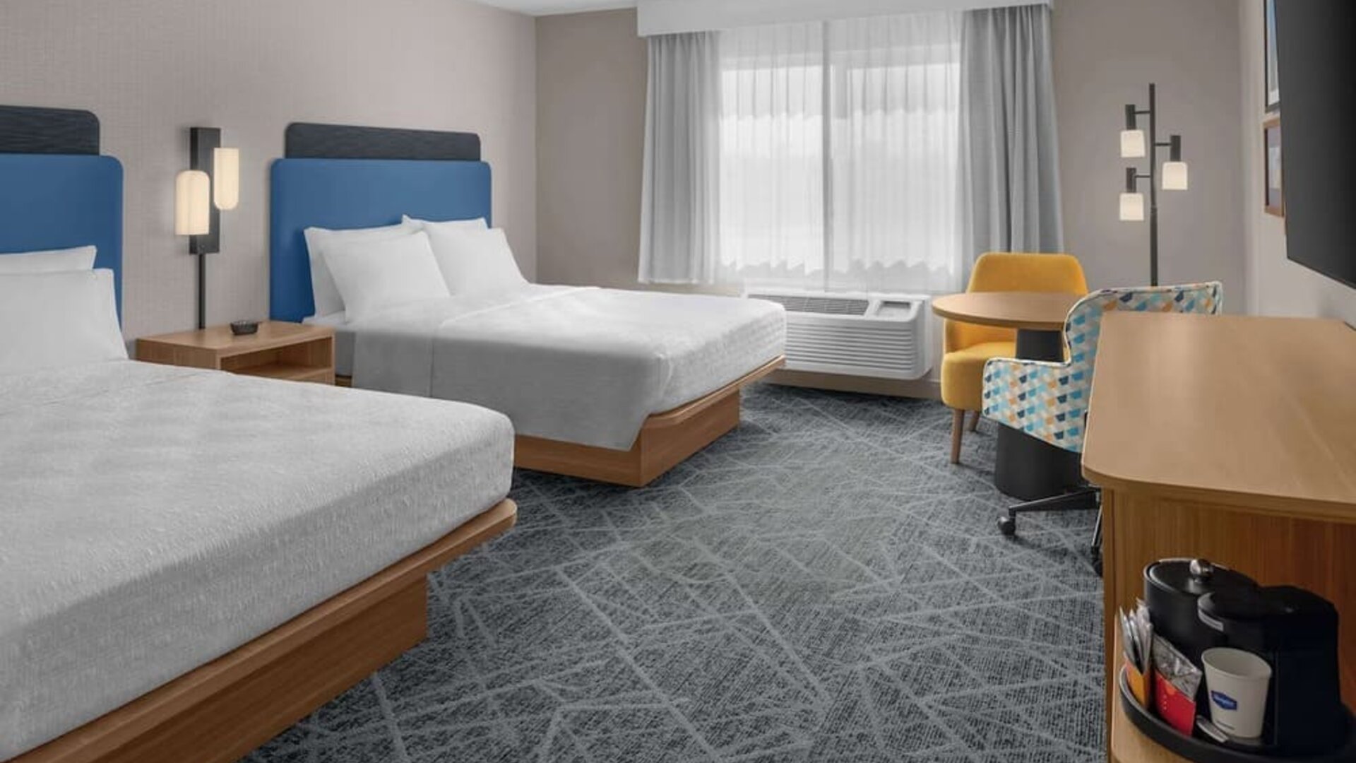 Day room at Hampton Inn By Hilton Costa Mesa Newport Beach.