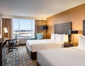 Day room at DoubleTree By Hilton Pointe Claire Montreal Airport West.