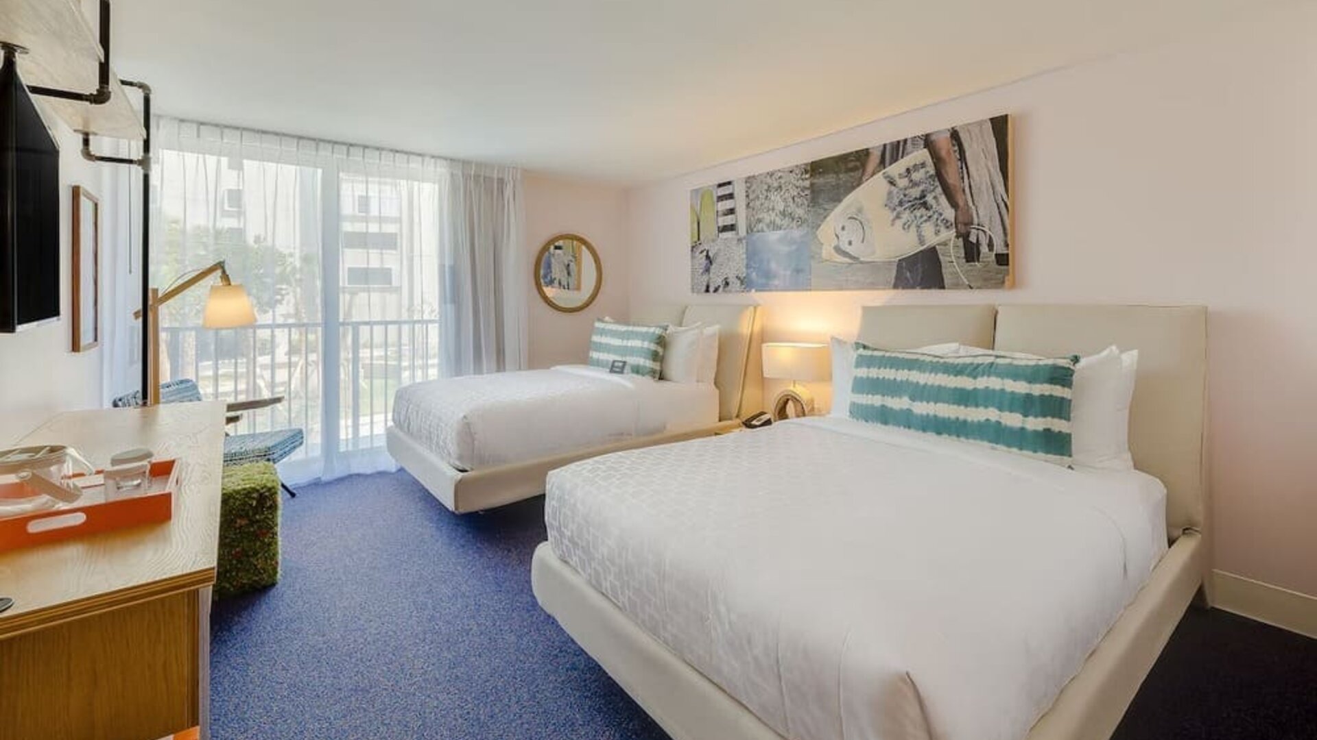 Day room at Plunge Beach Resort.