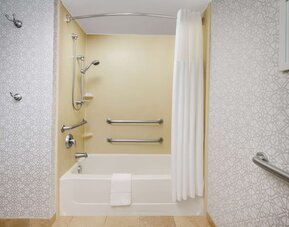 Bathroom at Hampton Inn By Hilton Fort Lauderdale-Cypress Creek.