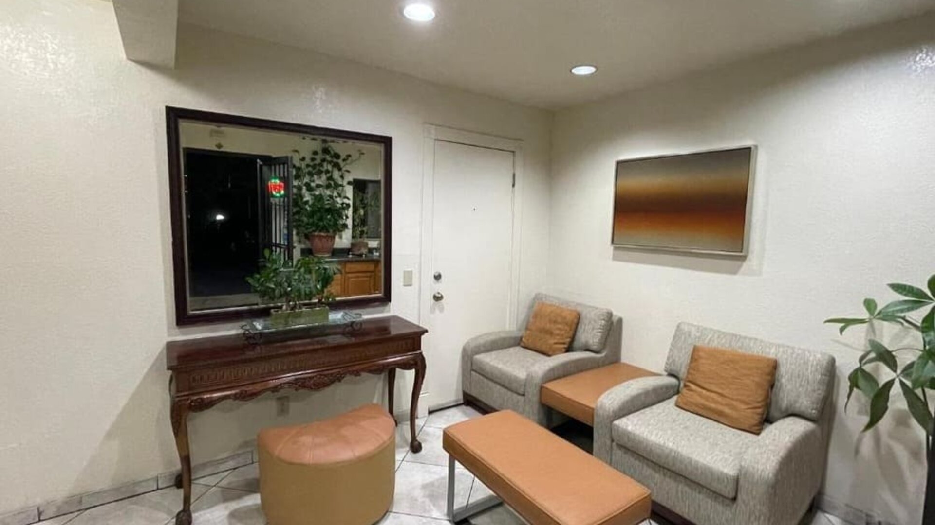 Day room at Sierra Inn.