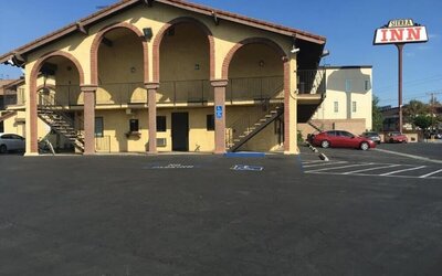 Exterior at Sierra Inn.