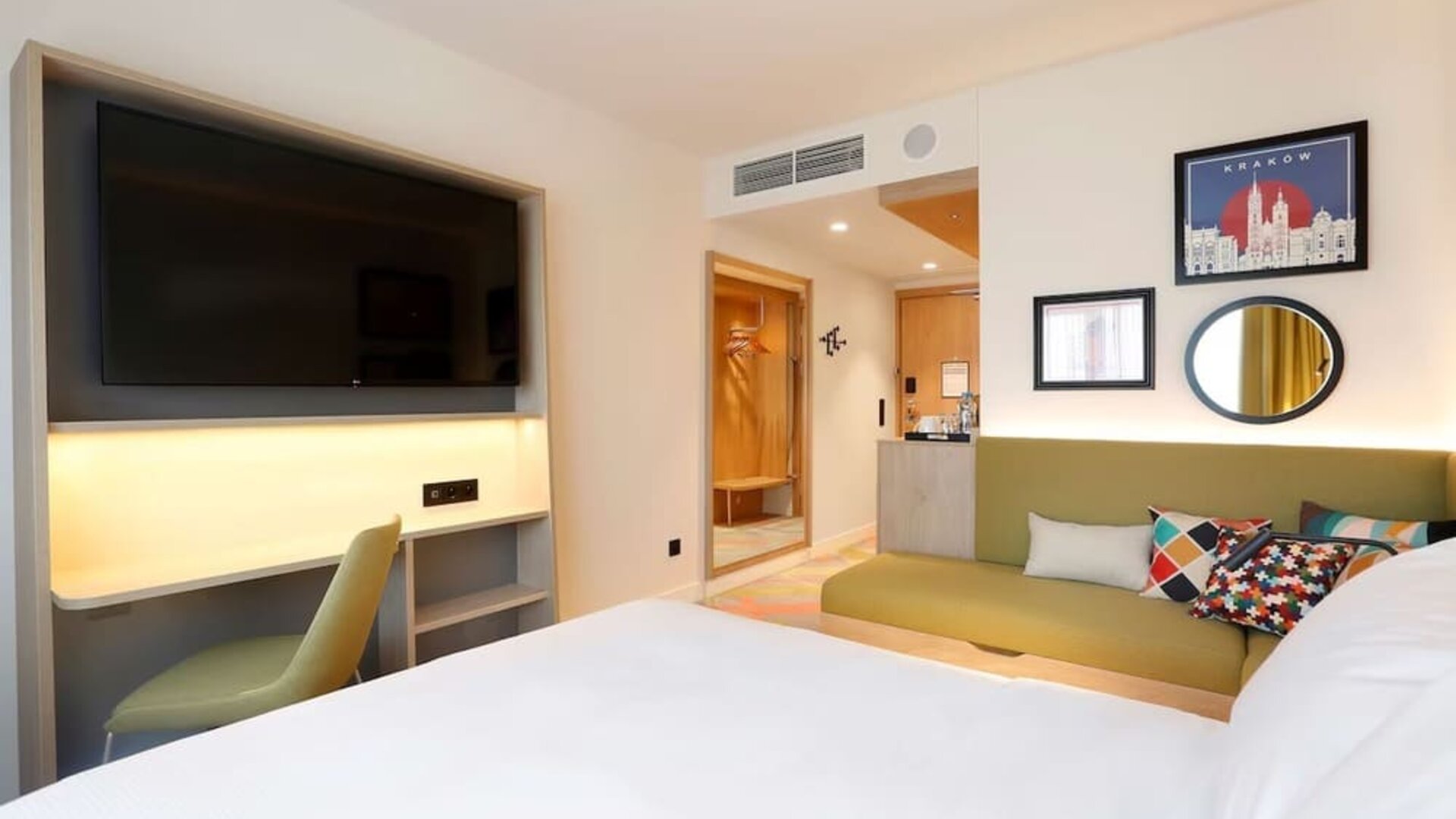 Day room at Hampton By Hilton Krakow Airport.